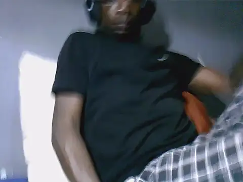 TheeRealShow online show from 05-10-26, 09:27