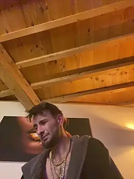 Bigkisslove online show from 03-03-26, 04:41