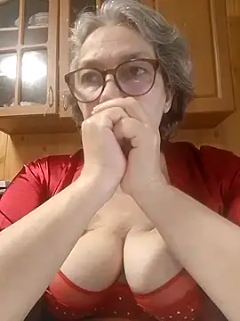 IrinaSweet54 online show from 06-15-26, 08:25