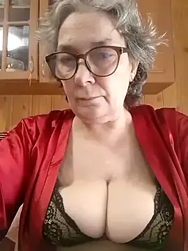 IrinaSweet54 online show from 05-17-26, 07:41