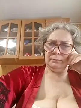 IrinaSweet54 online show from 05-16-26, 07:29