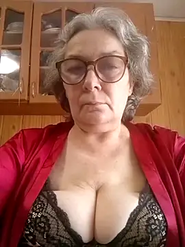 IrinaSweet54 online show from 05-26-26, 08:01