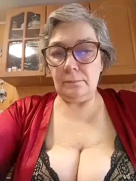IrinaSweet54 online show from 02-18-26, 07:28