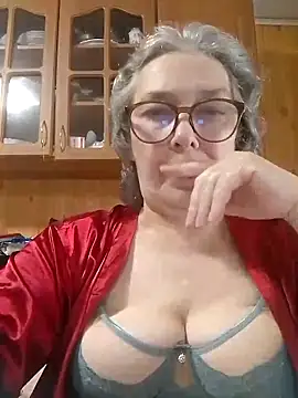 IrinaSweet54 online show from 06-12-26, 09:40