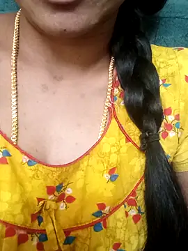 Snapshot of Ambika01 chatting on 09-28-25, 01:51 Ambika01 online show from 09-28-25, 01:51
