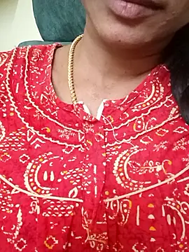 Snapshot of Ambika01 chatting on 02-15-26, 03:33 Ambika01 online show from 02-15-26, 03:33