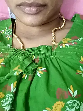 Snapshot of Ambika01 chatting on 02-13-26, 06:35 Ambika01 online show from 02-13-26, 06:35