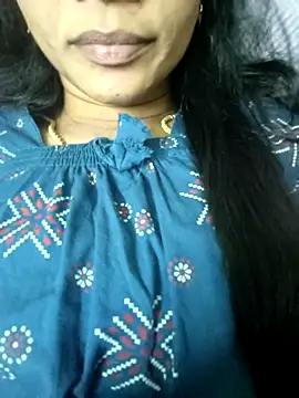 Snapshot of Ambika01 chatting on 02-18-26, 06:55 Ambika01 online show from 02-18-26, 06:55
