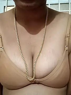 Snapshot of Ambika01 chatting on 01-23-25, 03:37 Ambika01 online show from 01-23-25, 03:37