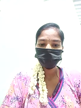 Snapshot of anusiya01 chatting on 03-21-25, 02:07 anusiya01 online show from 03-21-25, 02:07