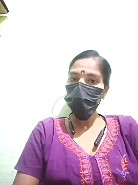 Snapshot of anusiya01 chatting on 09-10-25, 03:00 anusiya01 online show from 09-10-25, 03:00