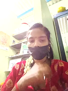 Snapshot of anusiya01 chatting on 03-18-25, 08:37 anusiya01 online show from 03-18-25, 08:37