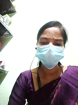 Snapshot of anusiya01 chatting on 10-06-25, 05:57 anusiya01 online show from 10-06-25, 05:57