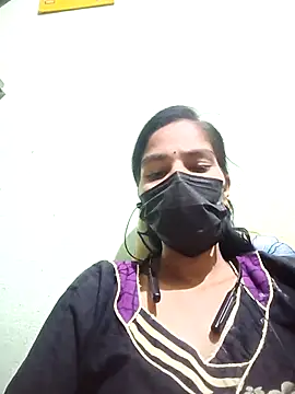 Snapshot of anusiya01 chatting on 09-29-25, 05:51 anusiya01 online show from 09-29-25, 05:51