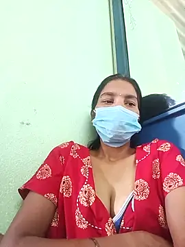 Snapshot of anusiya01 chatting on 10-13-25, 06:37 anusiya01 online show from 10-13-25, 06:37