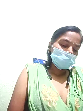 Snapshot of anusiya01 chatting on 10-10-25, 06:53 anusiya01 online show from 10-10-25, 06:53