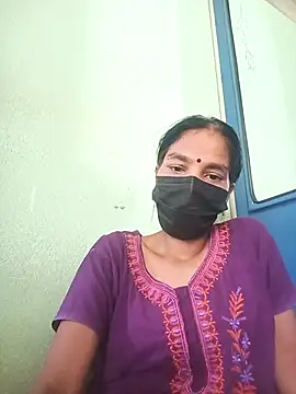 Snapshot of anusiya01 chatting on 09-15-25, 05:30 anusiya01 online show from 09-15-25, 05:30