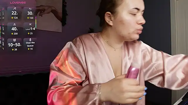 Ariell Margot  online show from 12-17-25, 02:11