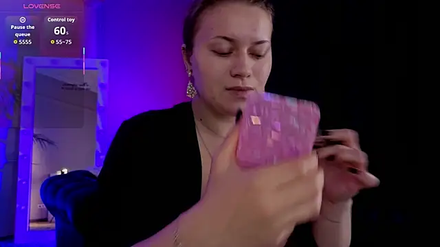 Ariell Margot  online show from 01-10-26, 07:25