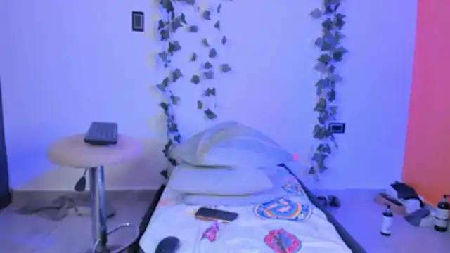 Cataleya19   online show from 02-25-26, 10:04