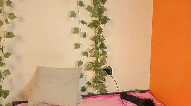 Snapshot of Cataleya19__ chatting on 03-17-25, 03:18 Cataleya19 online show from 03-17-25, 03:18