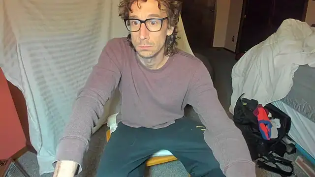 JamesCarvy online show from 01-05-25, 04:14