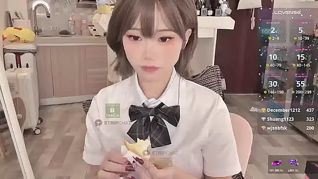 -XunMengLong- online show from 12-24-24, 06:06