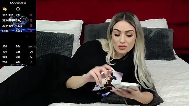 MinnieMe online show from 11-04-25, 08:01