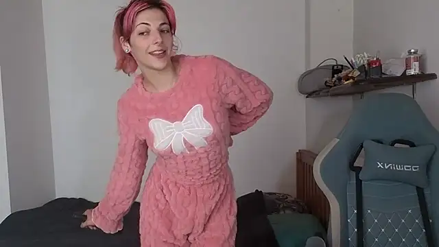 Nixxy naughty online show from 10-05-25, 07:04