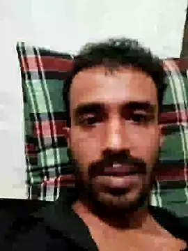 Snapshot of MDROBEL007 chatting on 01-23-25, 12:52 MDROBEL007 online show from 01-23-25, 12:52