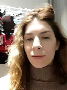 Snapshot of YourSuperModel chatting on 02-19-25, 08:22 YourSuperModel online show from 02-19-25, 08:22