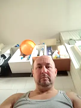 intx800 online show from 12-21-25, 07:43