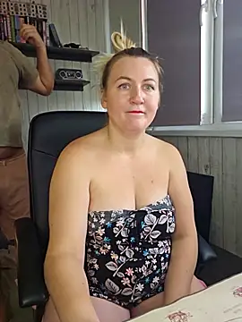 -Schweppes- online show from 10-31-25, 01:30