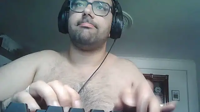 Snapshot of manokiitoo chatting on 04-05-26, 12:56 manokiitoo online show from 04-05-26, 12:56