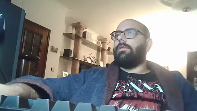 Snapshot of manokiitoo chatting on 03-31-26, 09:17 manokiitoo online show from 03-31-26, 09:17