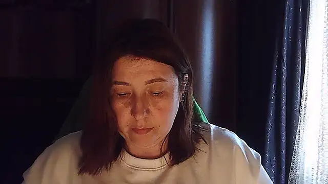 Snapshot of FiireTaliia chatting on 03-14-25, 01:57 FiireTaliia online show from 03-14-25, 01:57