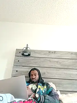 Mcoleman4642 online show from 11-01-25, 05:29