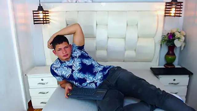 Loony Zion online show from 11-01-25, 07:08