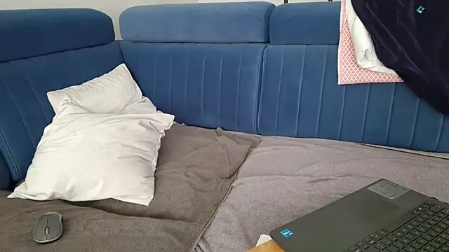 axecoman60 online show from 03-17-25, 12:04