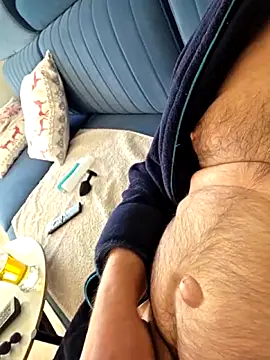 axecoman60 online show from 02-09-26, 10:13