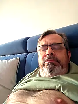 axecoman60 online show from 06-02-26, 06:08