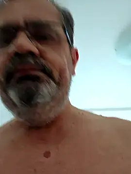 axecoman60 online show from 01-09-26, 08:21