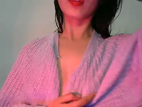 Snapshot of amrita2210 chatting on 03-08-25, 10:45 amrita2210 online show from 03-08-25, 10:45