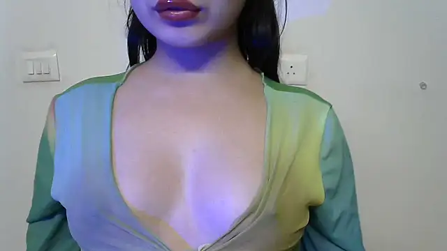 amrita2210 online show from 02-08-26, 08:28