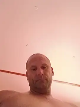 raybo715 online show from 06-11-26, 05:43