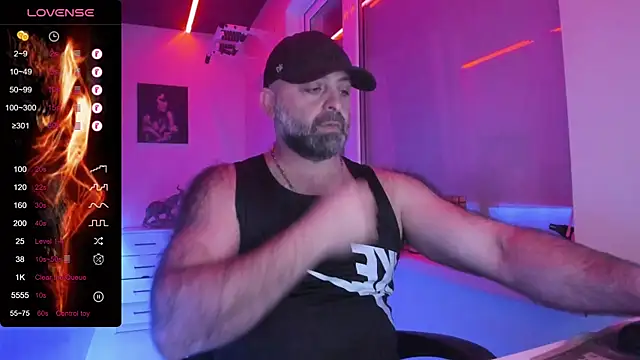 MAGABEAR077 online show from 04-28-26, 08:02