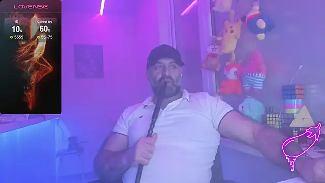 Snapshot of MAGABEAR077 chatting on 03-18-25, 04:39 MAGABEAR077 online show from 03-18-25, 04:39