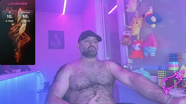 Snapshot of MAGABEAR077 chatting on 03-22-25, 04:37 MAGABEAR077 online show from 03-22-25, 04:37