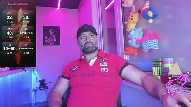 Snapshot of MAGABEAR077 chatting on 03-17-25, 05:56 MAGABEAR077 online show from 03-17-25, 05:56