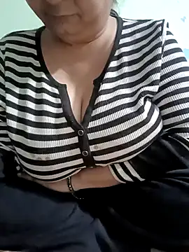 Kavya kapoor online show from 02-21-26, 04:09